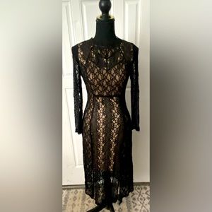 Beautiful little black Ina dress.